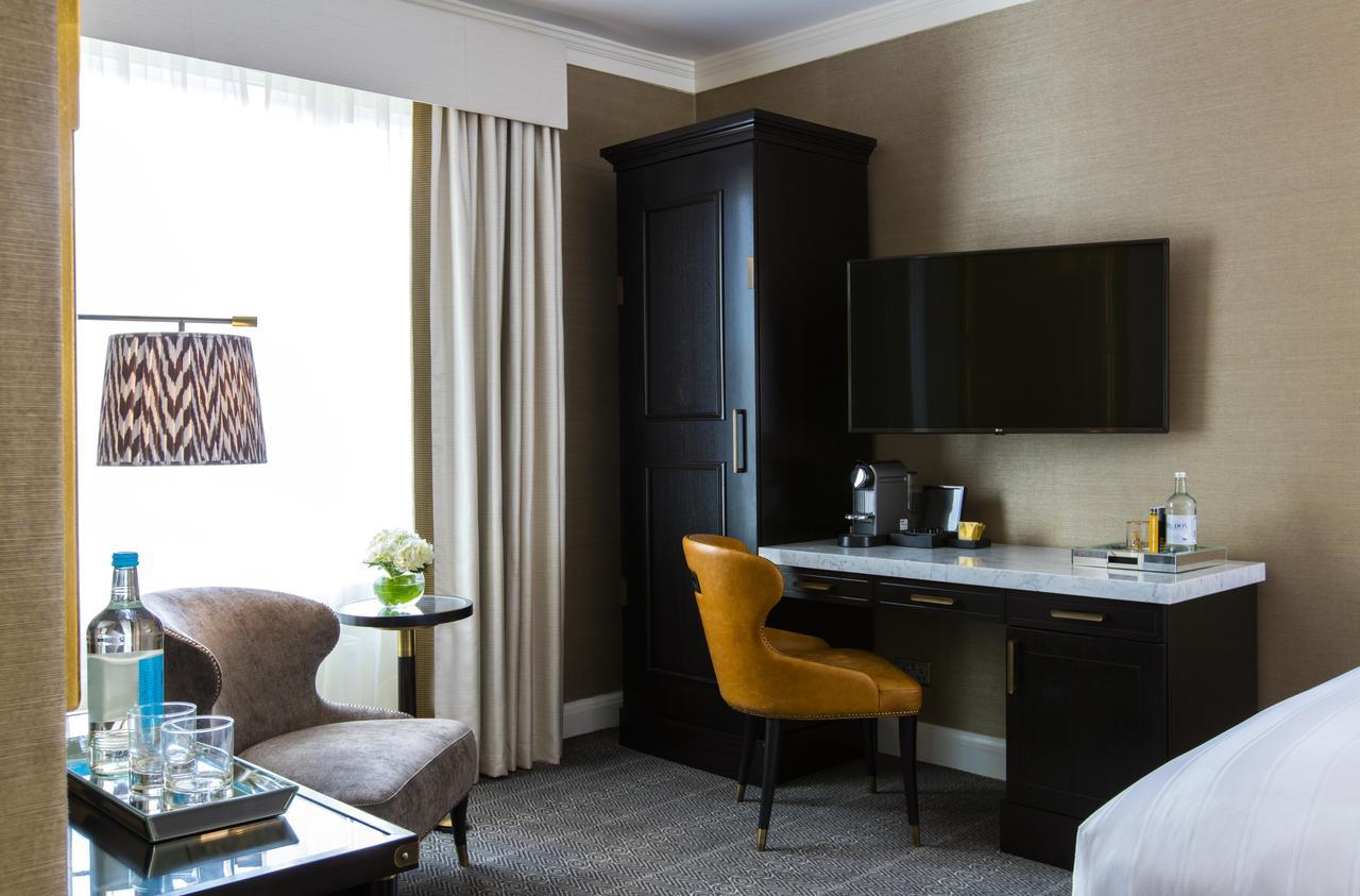 The Academy - Small Luxury Hotels Of The World Лондон Екстериор снимка